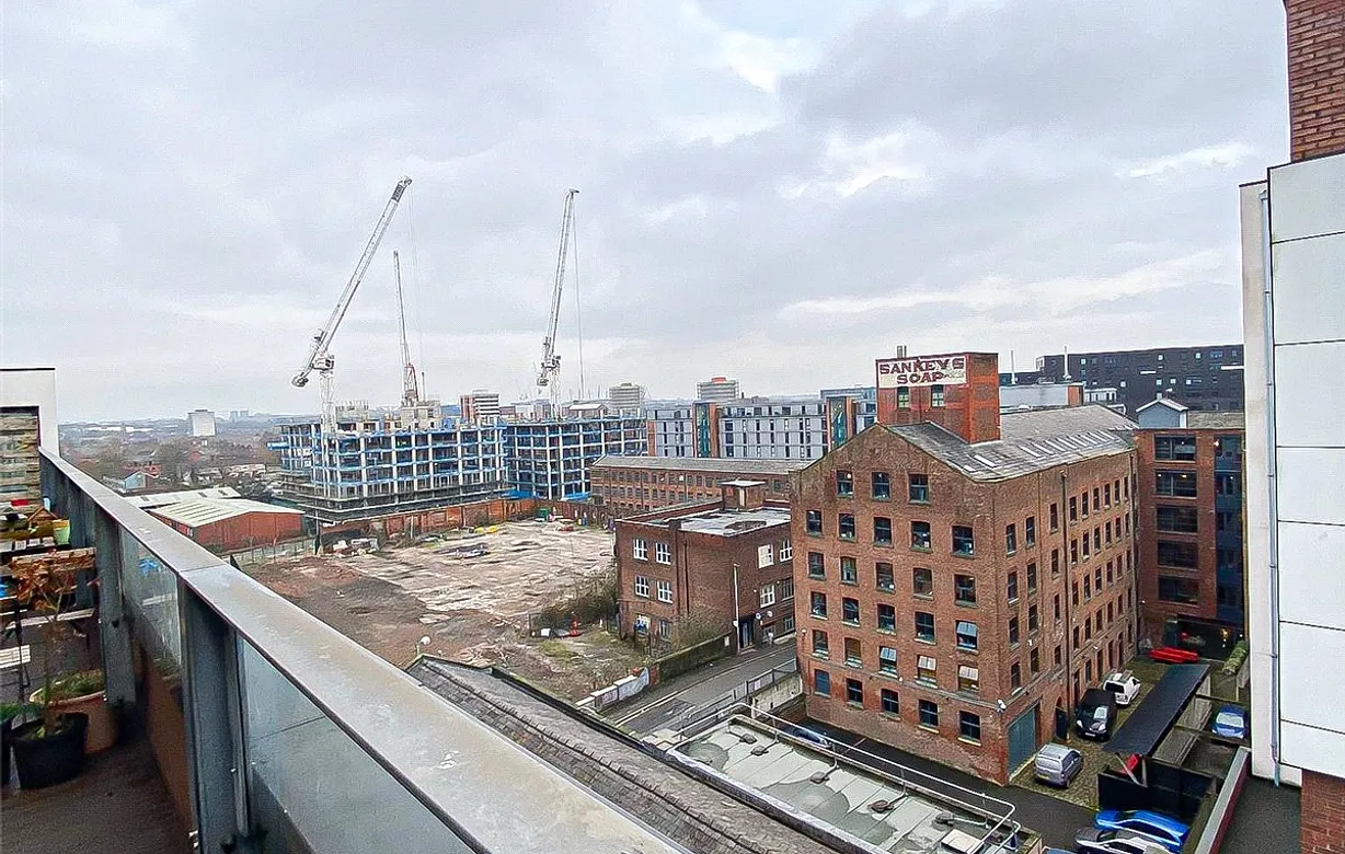 2 bedroom apartment for sale - Bentley Hurst