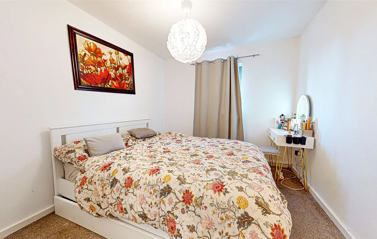 2 bedroom apartment for sale - Bentley Hurst