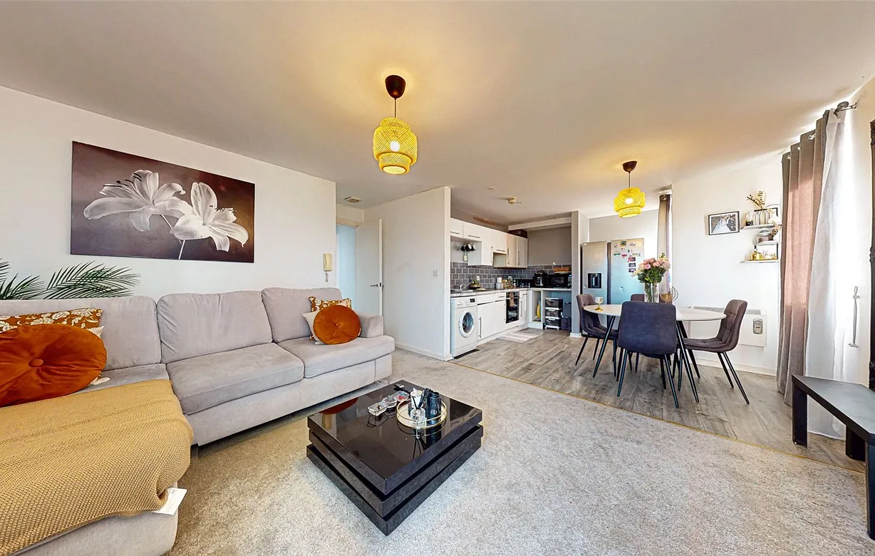 2 bedroom apartment for sale - Bentley Hurst