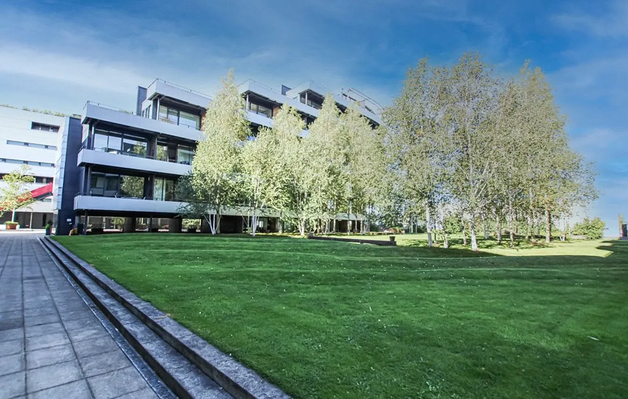 2 bedroom apartment to rent - Bentley Hurst