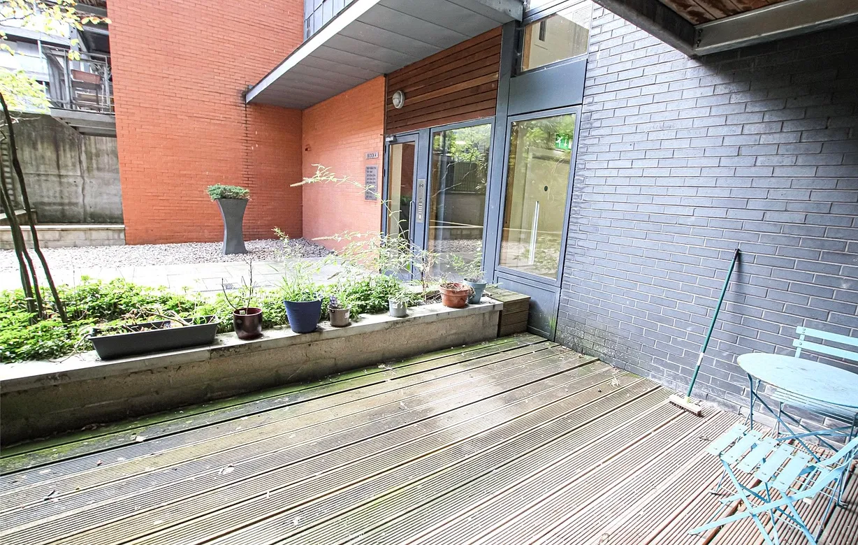 2 bedroom apartment for sale - Bentley Hurst