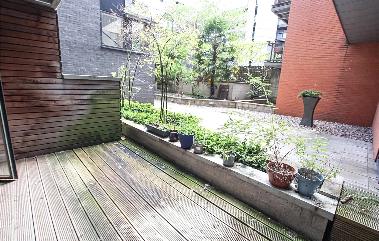 2 bedroom apartment for sale - Bentley Hurst