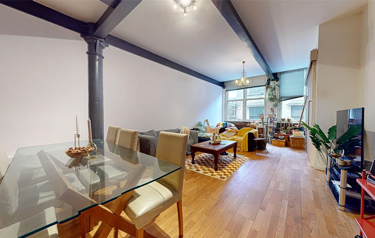 2 bedroom apartment for sale - Bentley Hurst