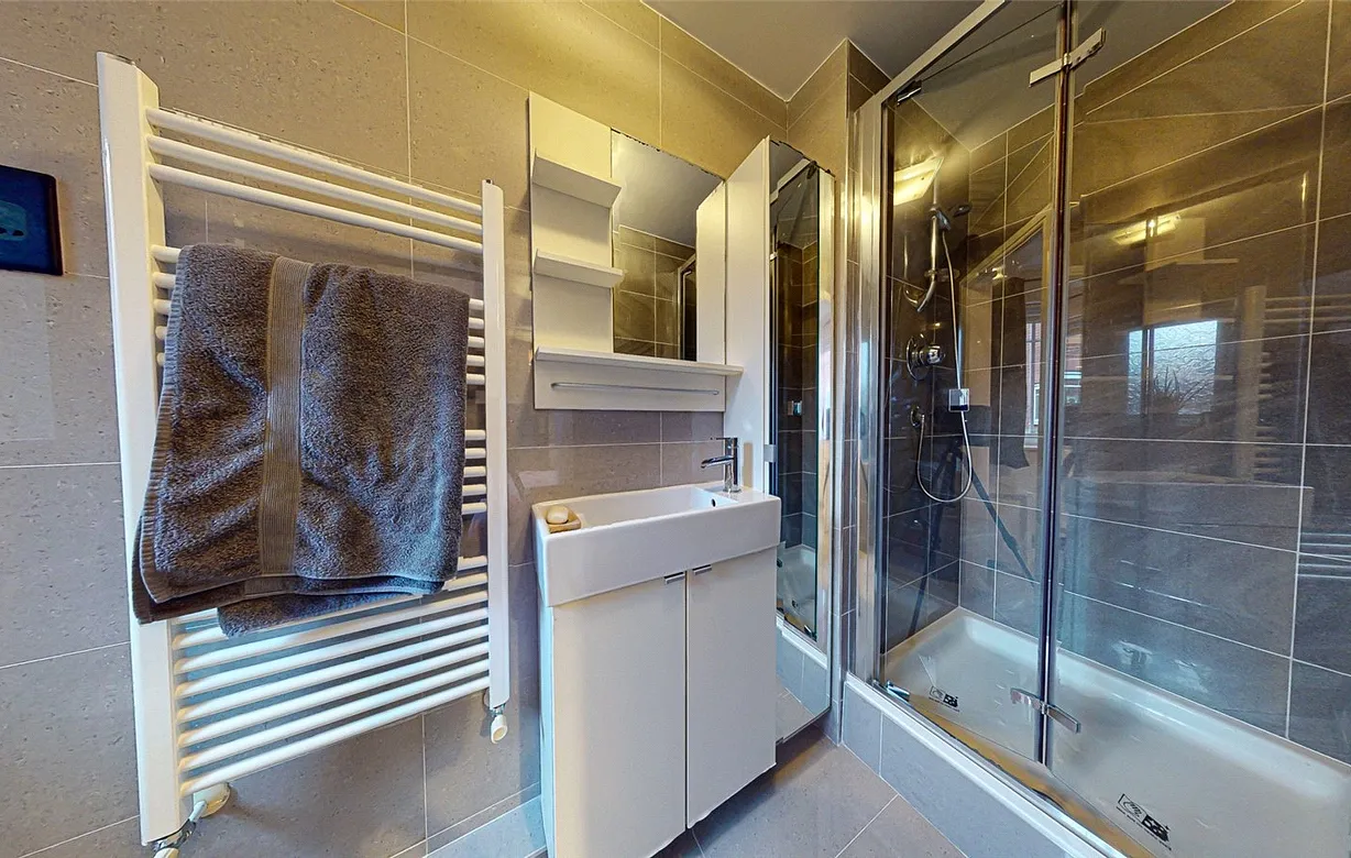 2 bedroom apartment for sale - Bentley Hurst