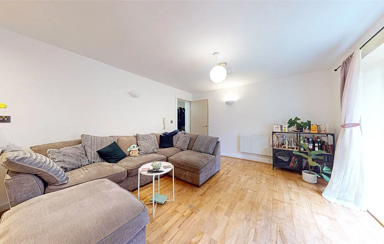 2 bedroom apartment for sale - Bentley Hurst