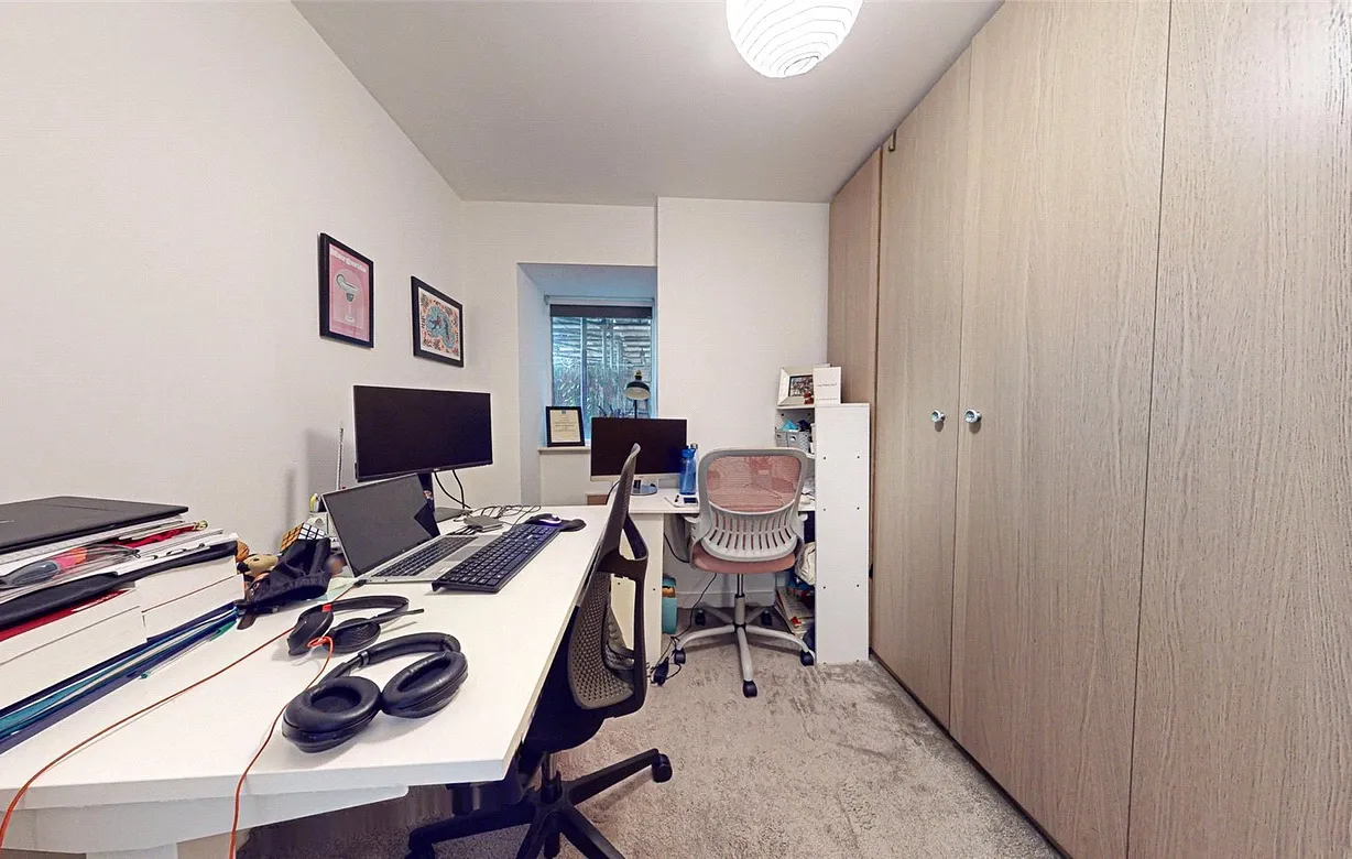 2 bedroom apartment for sale - Bentley Hurst