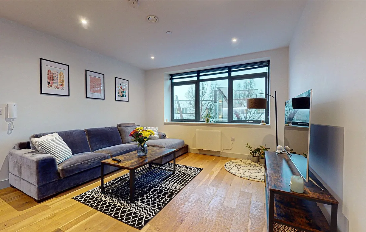 2 bedroom apartment for sale - Bentley Hurst