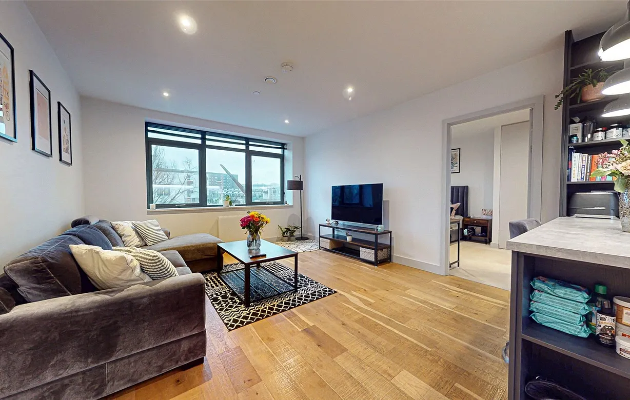 2 bedroom apartment for sale - Bentley Hurst