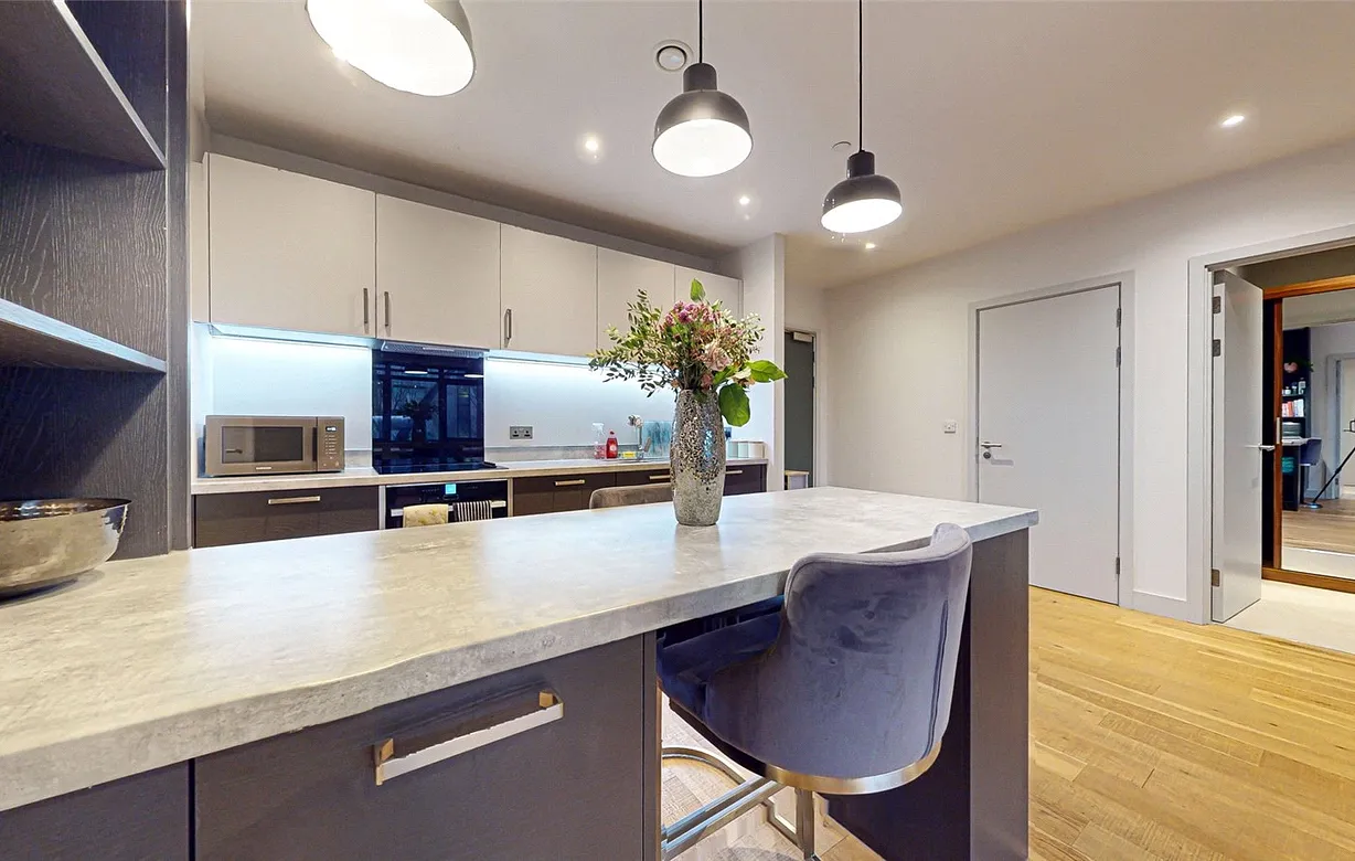 2 bedroom apartment for sale - Bentley Hurst