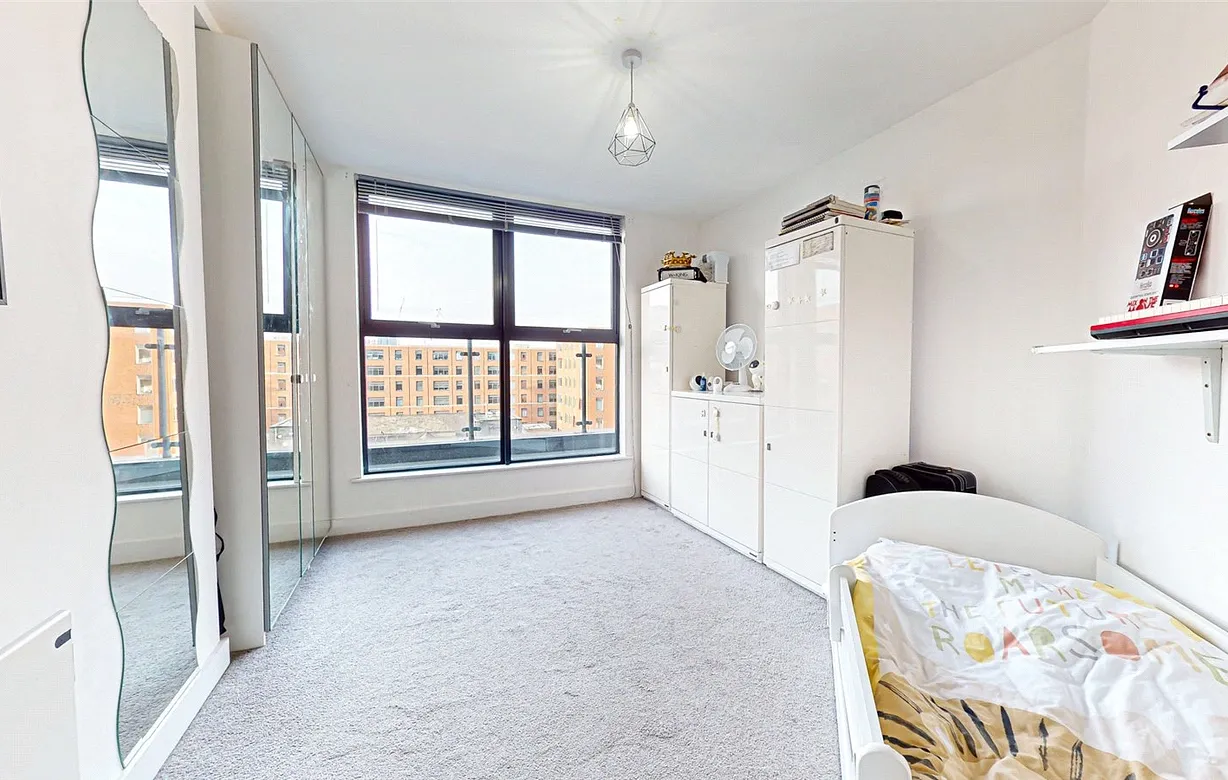 2 bedroom apartment for sale - Bentley Hurst