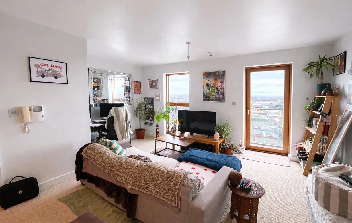 1 bedroom apartment to rent - Bentley Hurst