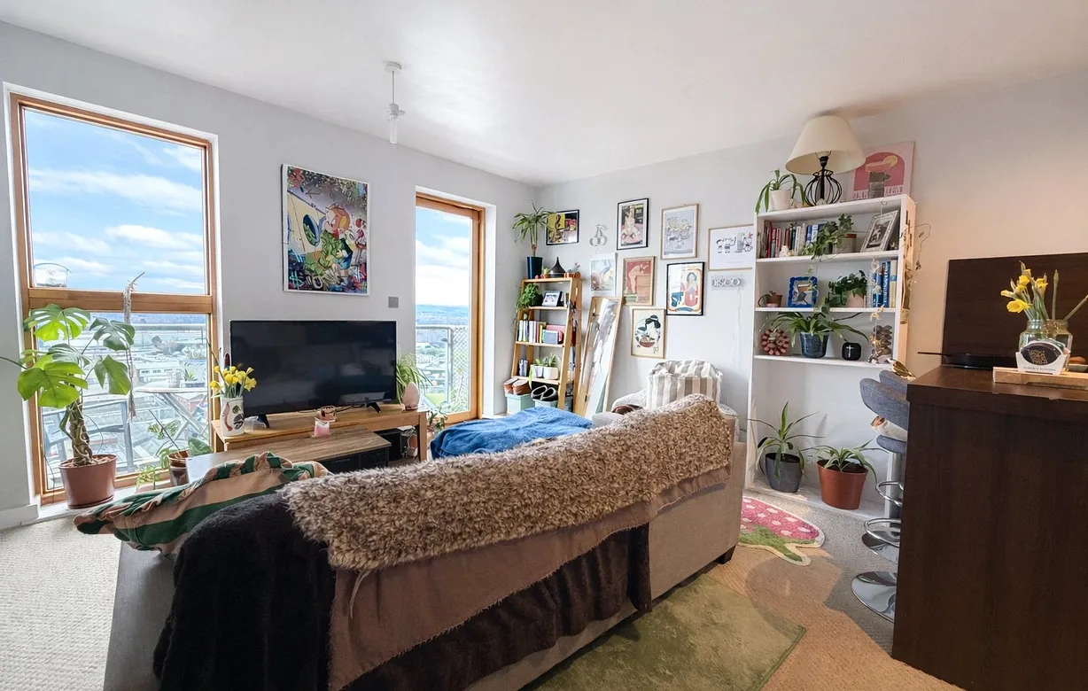 1 bedroom apartment to rent - Bentley Hurst