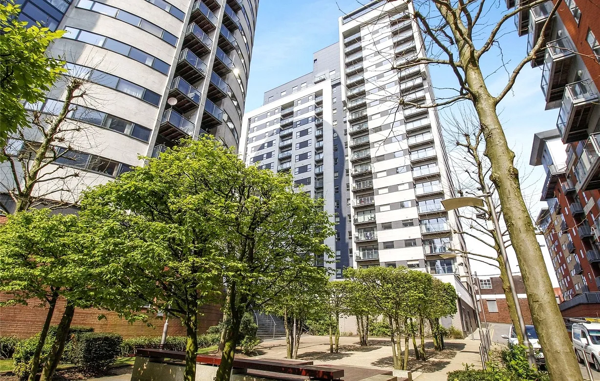 1 bedroom apartment to rent - Bentley Hurst