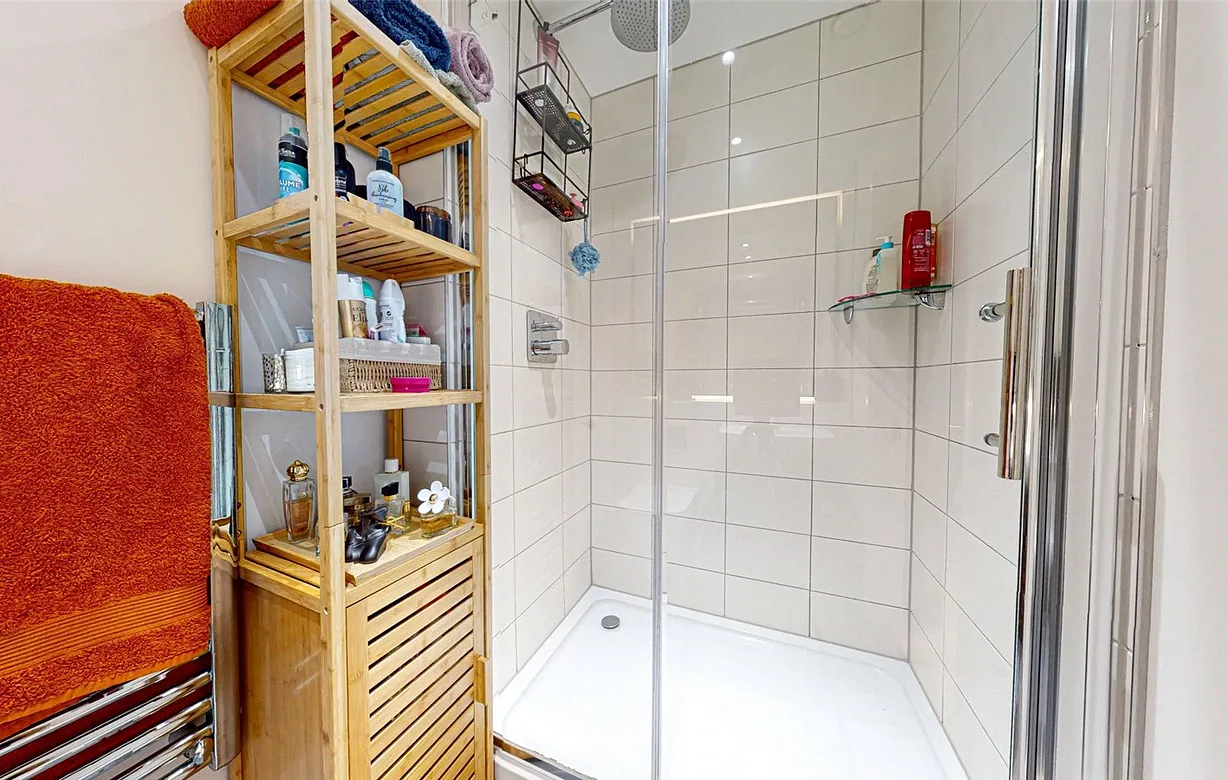 2 bedroom apartment for sale - Bentley Hurst
