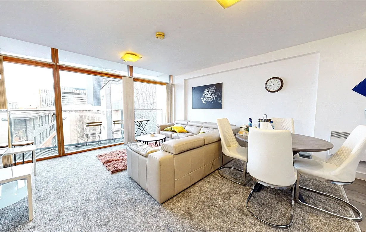 2 bedroom apartment for sale - Bentley Hurst