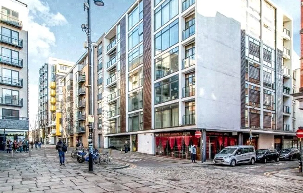 2 bedroom apartment for sale - Bentley Hurst