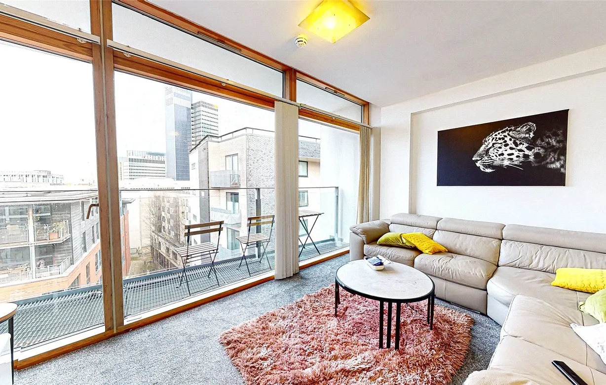 2 bedroom apartment for sale - Bentley Hurst