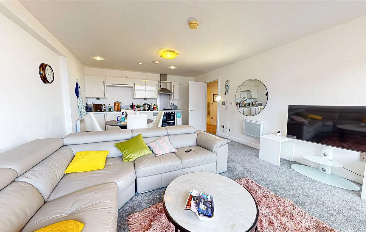 2 bedroom apartment for sale - Bentley Hurst