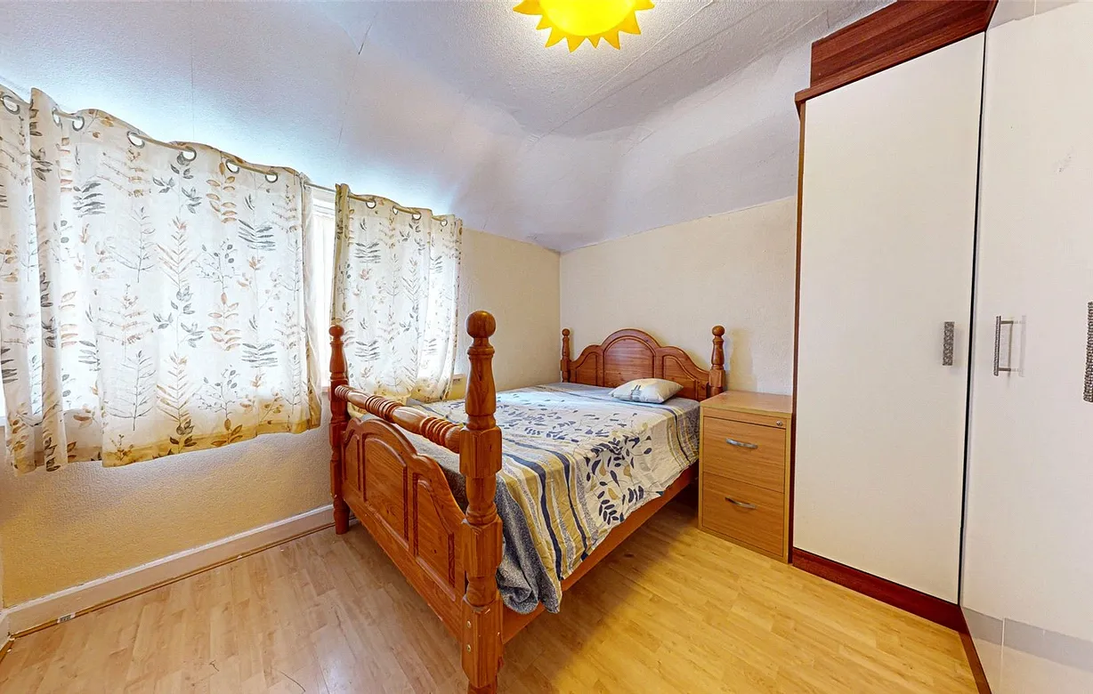 3 bedroom house for sale - Bentley Hurst