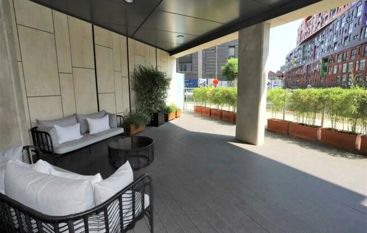 2 bedroom apartment to rent - Bentley Hurst