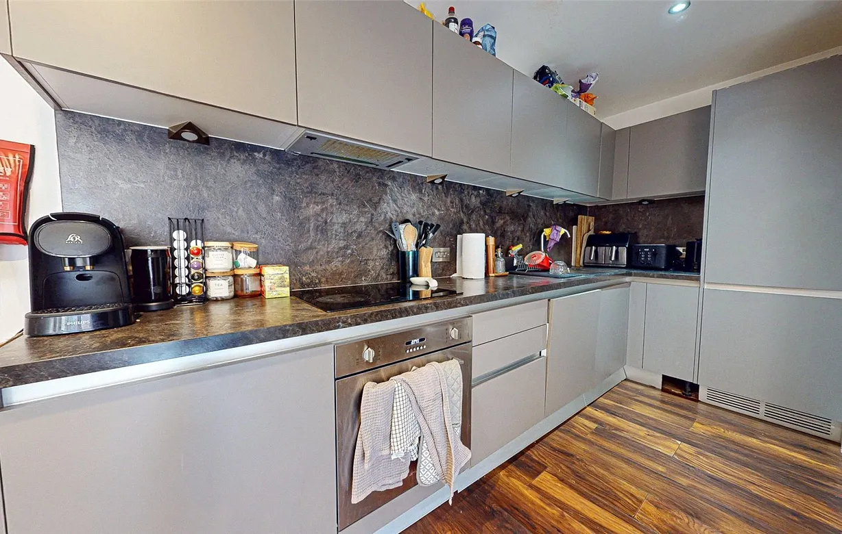 3 bedroom apartment for sale - Bentley Hurst