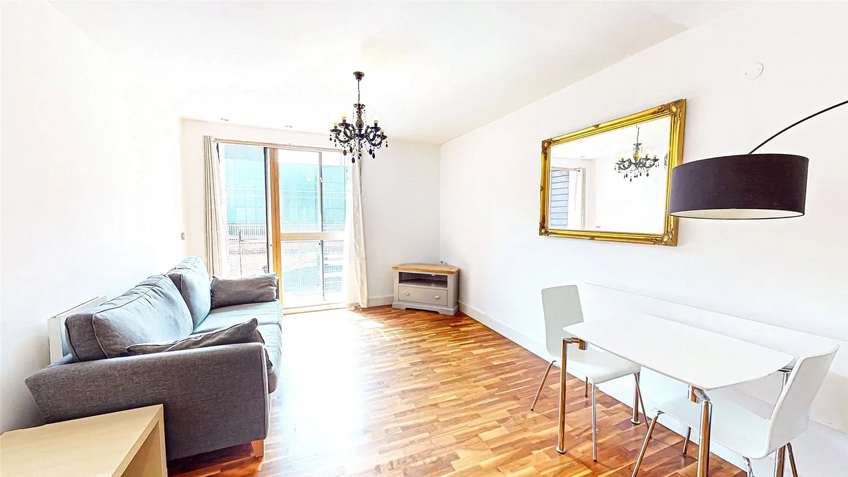 1 bedroom apartment for sale - Bentley Hurst
