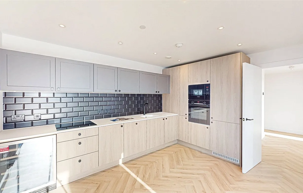 2 bedroom apartment to rent - Bentley Hurst