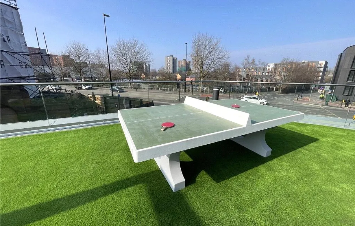 2 bedroom apartment to rent - Bentley Hurst