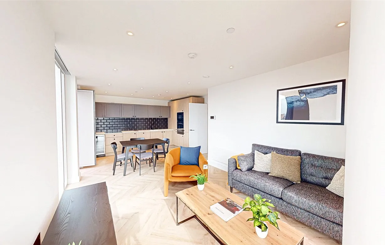 2 bedroom apartment to rent - Bentley Hurst