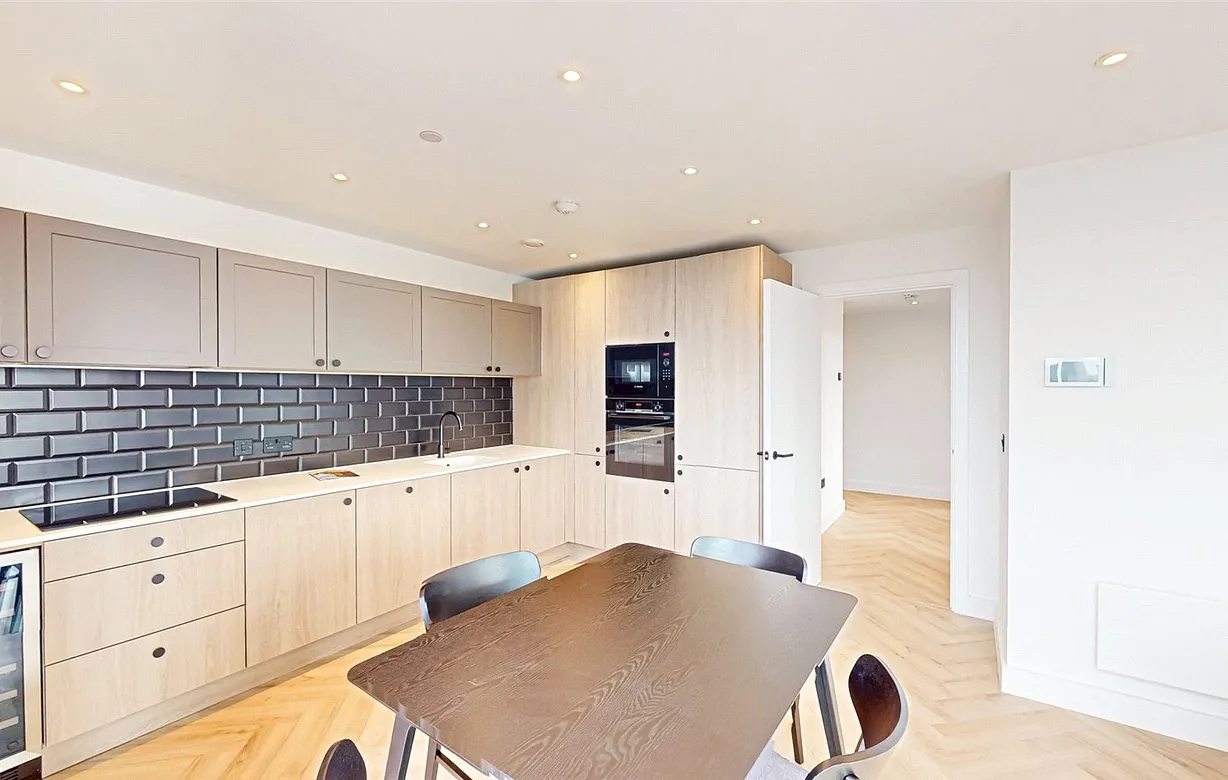 2 bedroom apartment to rent - Bentley Hurst