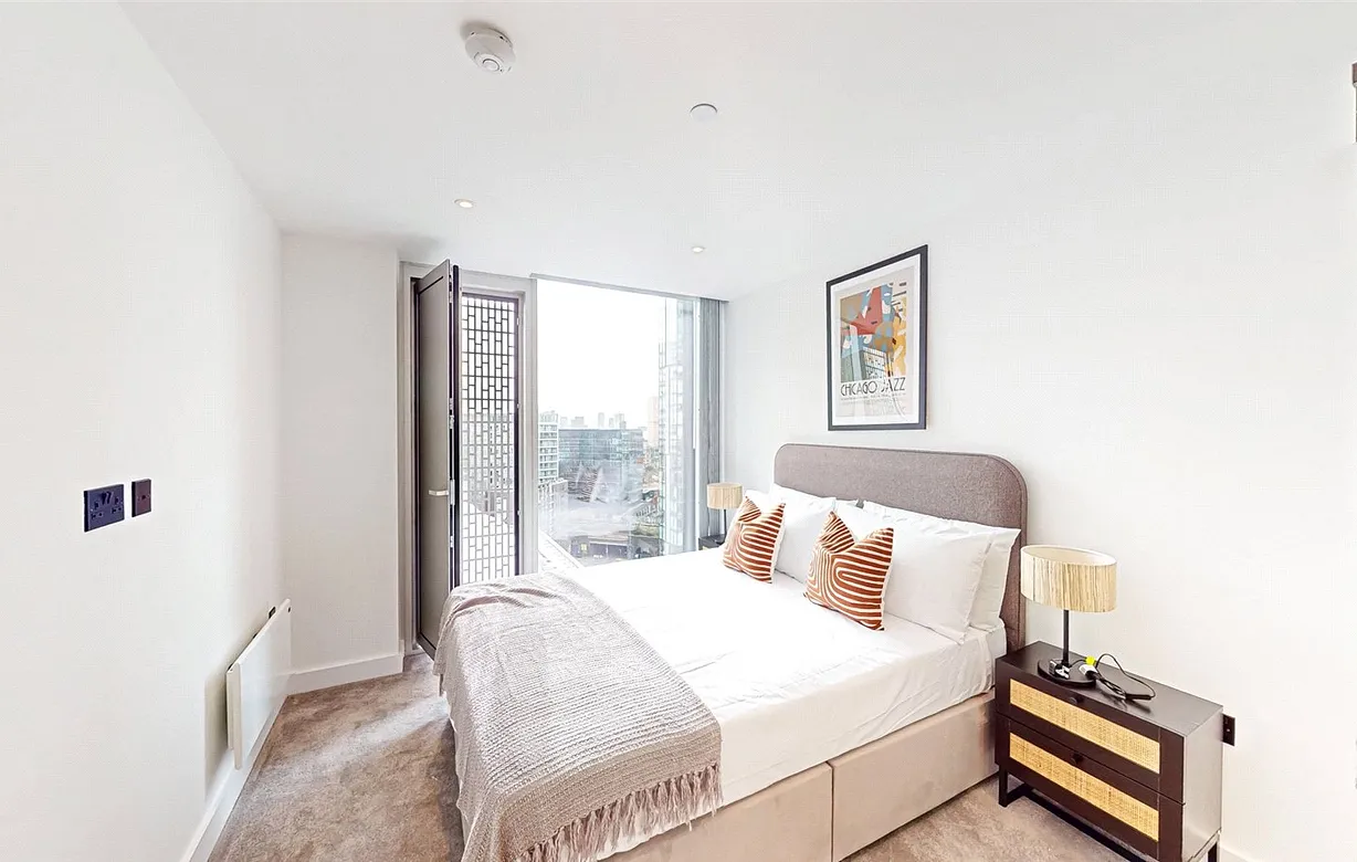 2 bedroom apartment to rent - Bentley Hurst