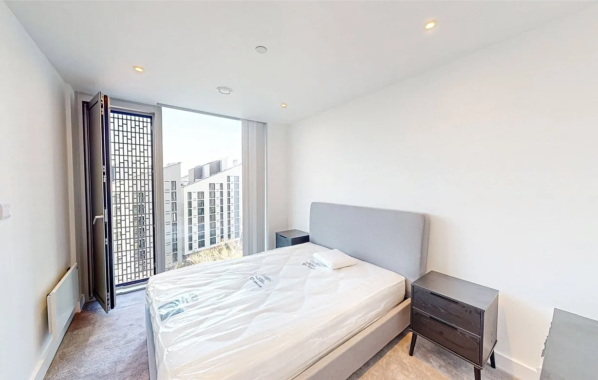 2 bedroom apartment to rent - Bentley Hurst