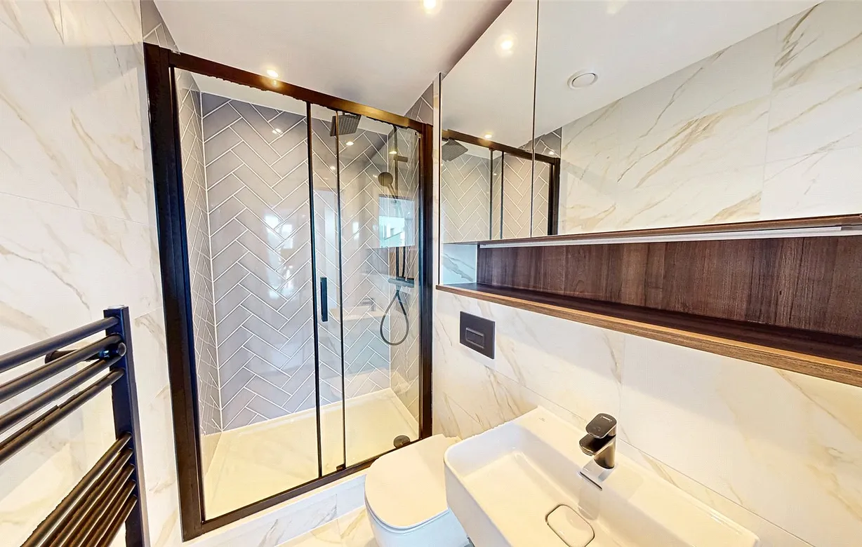 2 bedroom apartment to rent - Bentley Hurst