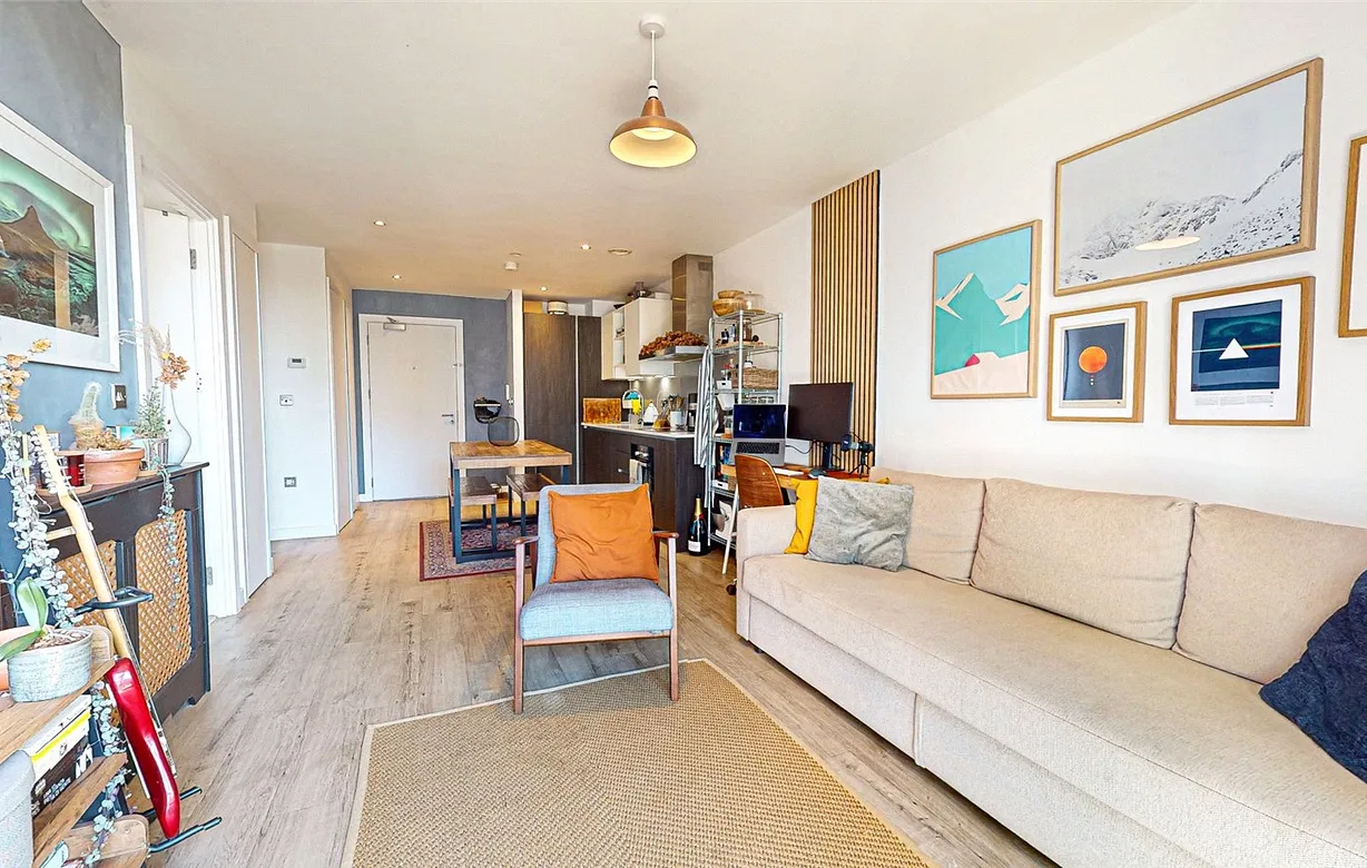1 bedroom apartment for sale - Bentley Hurst