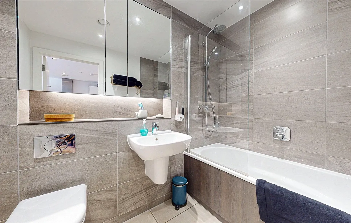 1 bedroom apartment for sale - Bentley Hurst