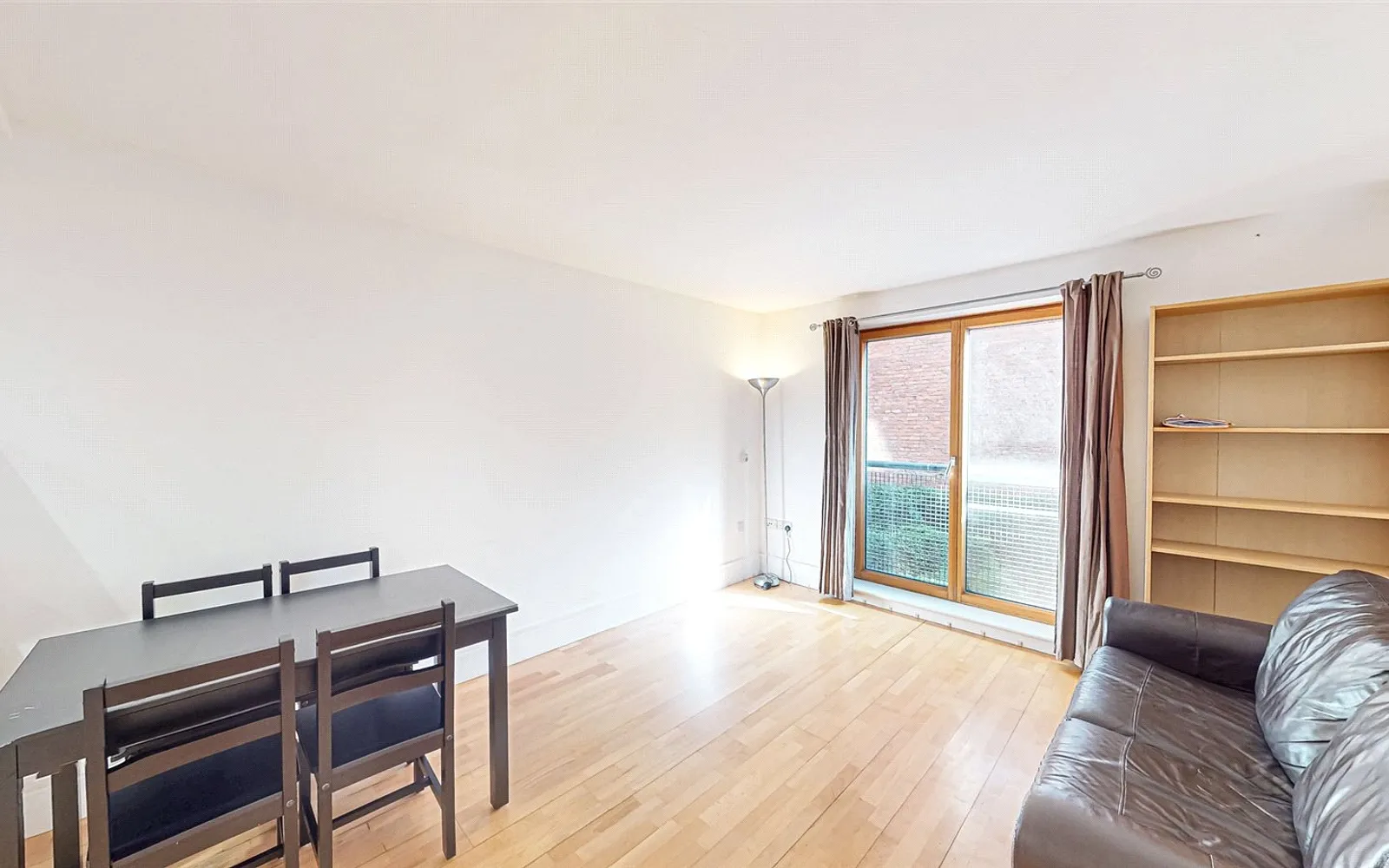 1 bedroom apartment to rent - Bentley Hurst