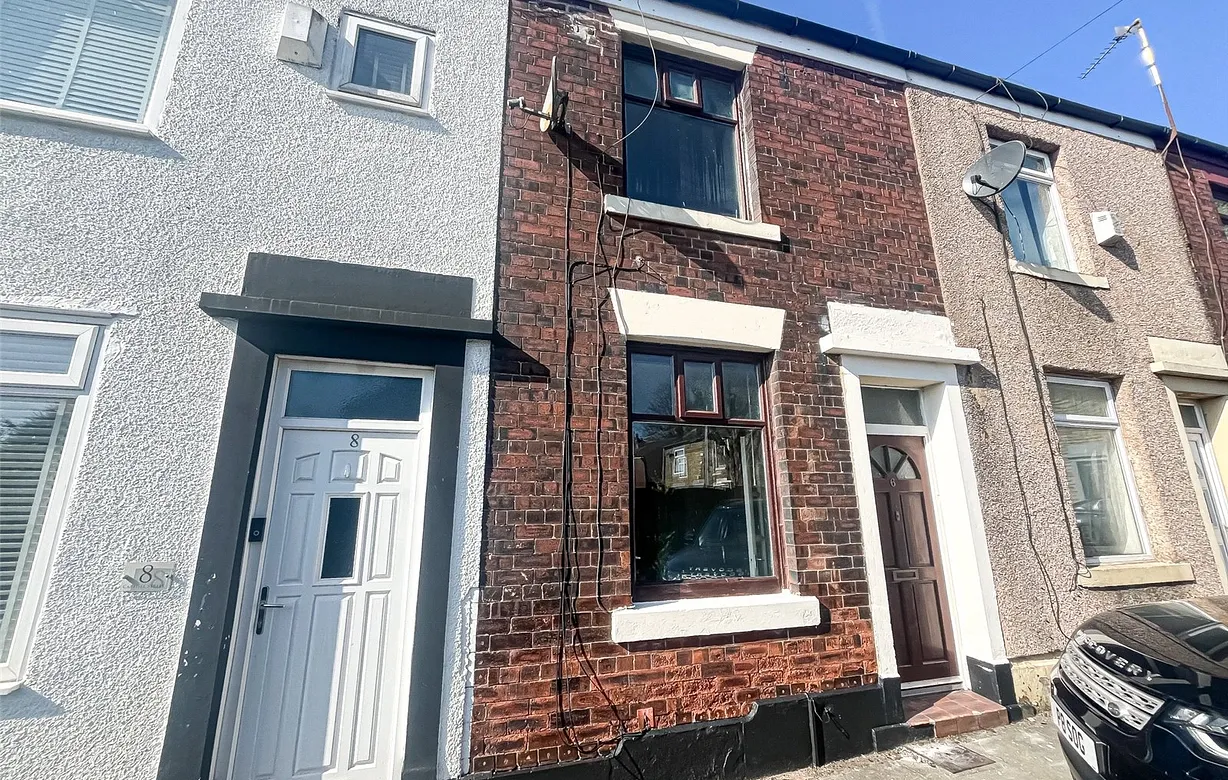 2 bedroom house to rent - Bentley Hurst