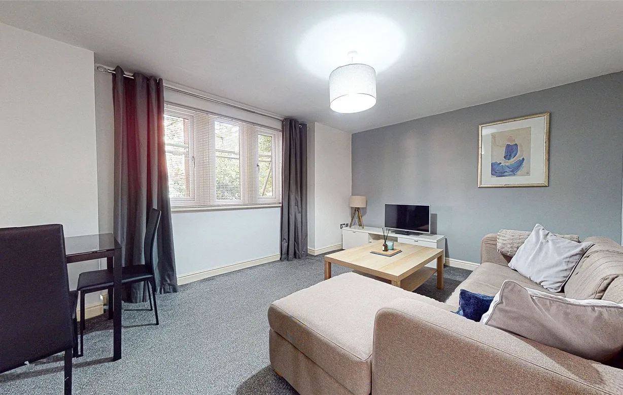 2 bedroom apartment for sale - Bentley Hurst