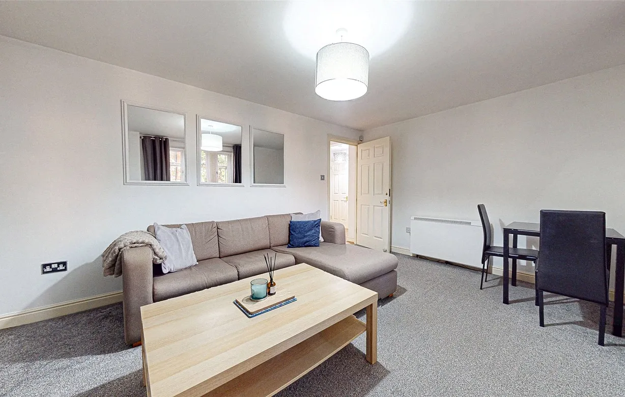 2 bedroom apartment for sale - Bentley Hurst