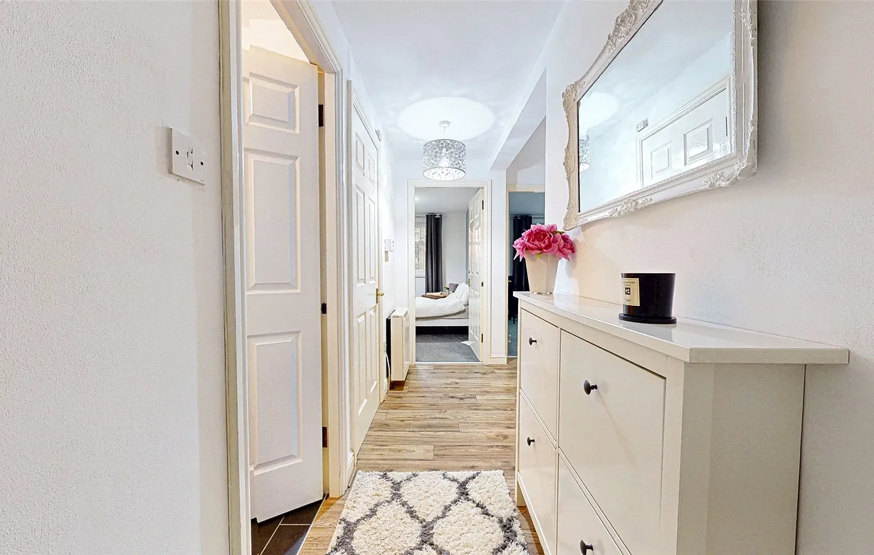 2 bedroom apartment for sale - Bentley Hurst