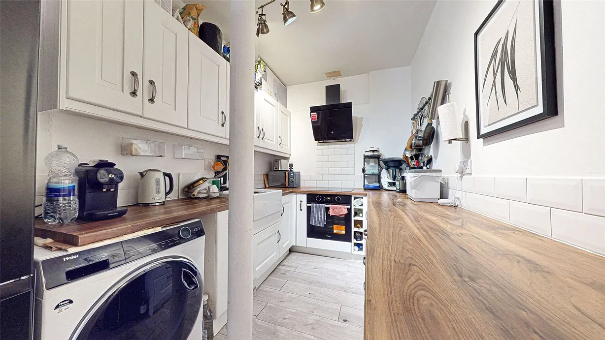 2 bedroom apartment for sale - Bentley Hurst