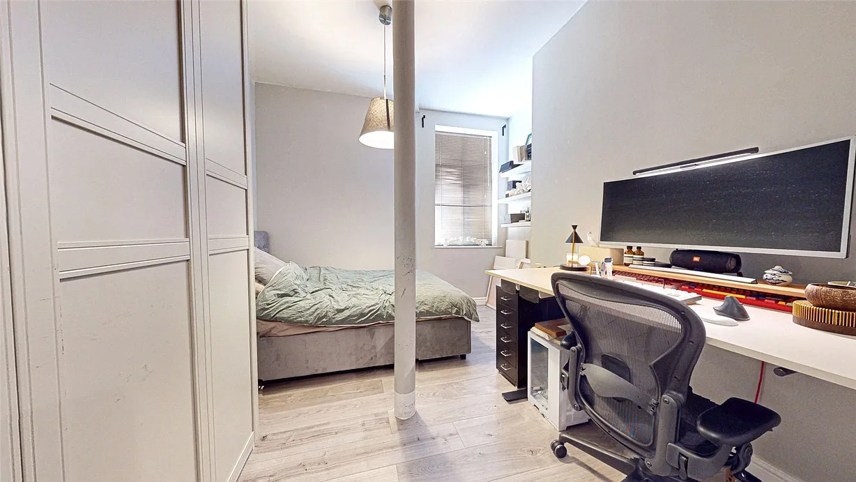 2 bedroom apartment for sale - Bentley Hurst