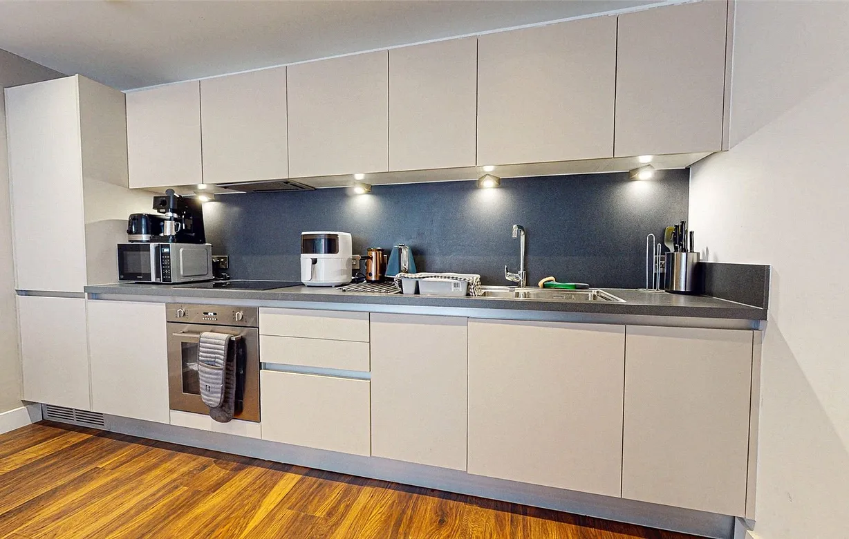 2 bedroom apartment for sale - Bentley Hurst