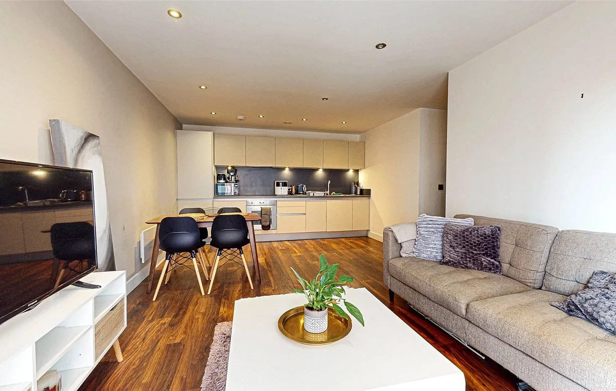 2 bedroom apartment for sale - Bentley Hurst