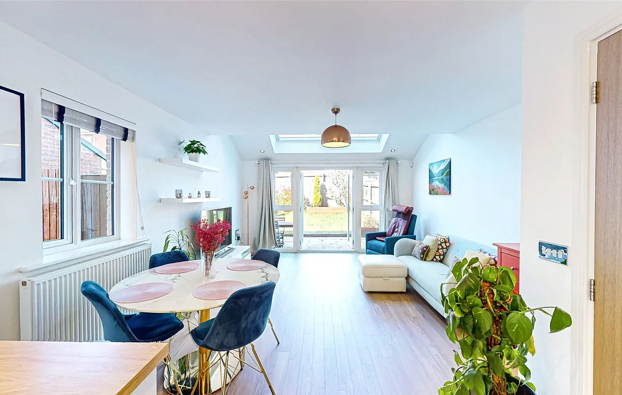 3 bedroom house to rent - Bentley Hurst