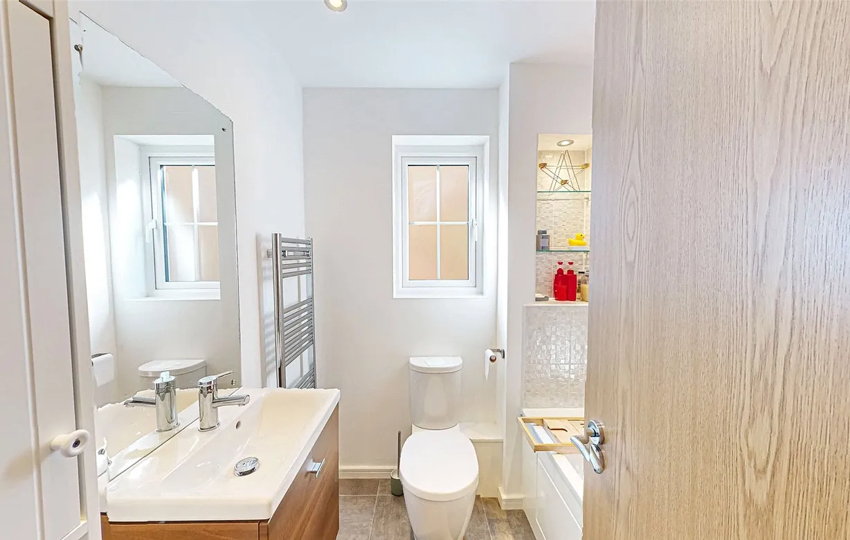 3 bedroom house to rent - Bentley Hurst