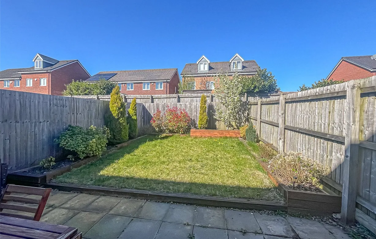3 bedroom house to rent - Bentley Hurst
