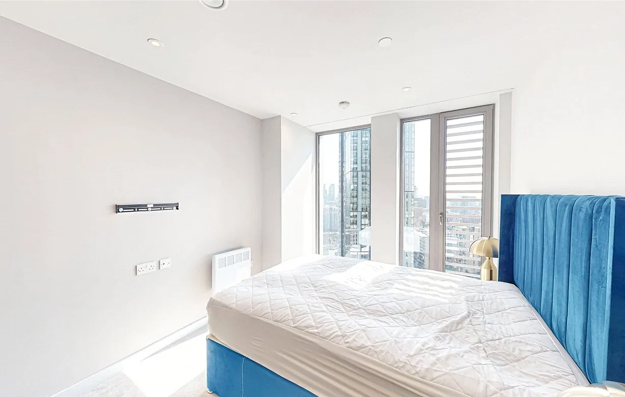 2 bedroom apartment to rent - Bentley Hurst