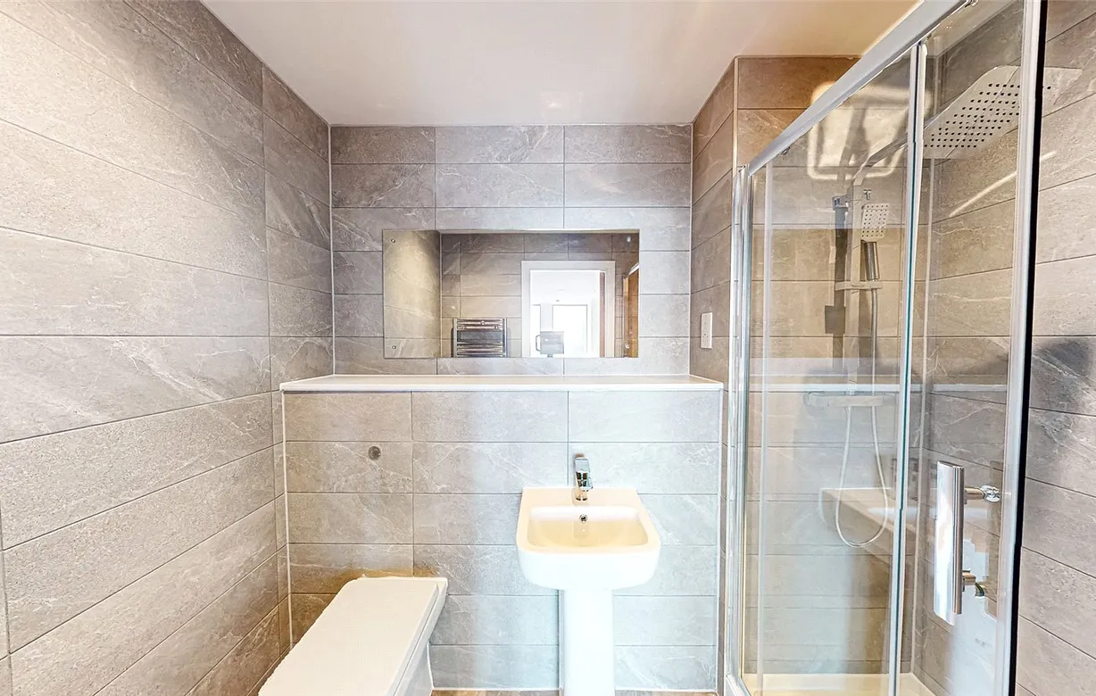 2 bedroom apartment to rent - Bentley Hurst