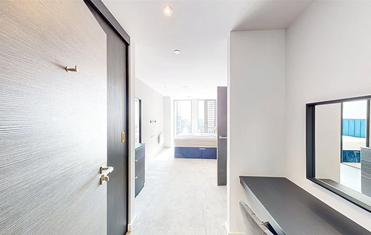 2 bedroom apartment to rent - Bentley Hurst